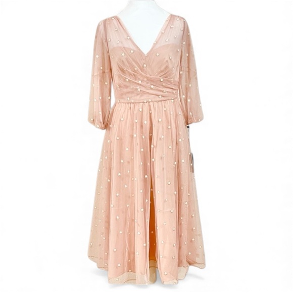 Adrianna Papell Dresses & Skirts - Adrianna Papell Glitter Tulle Dress